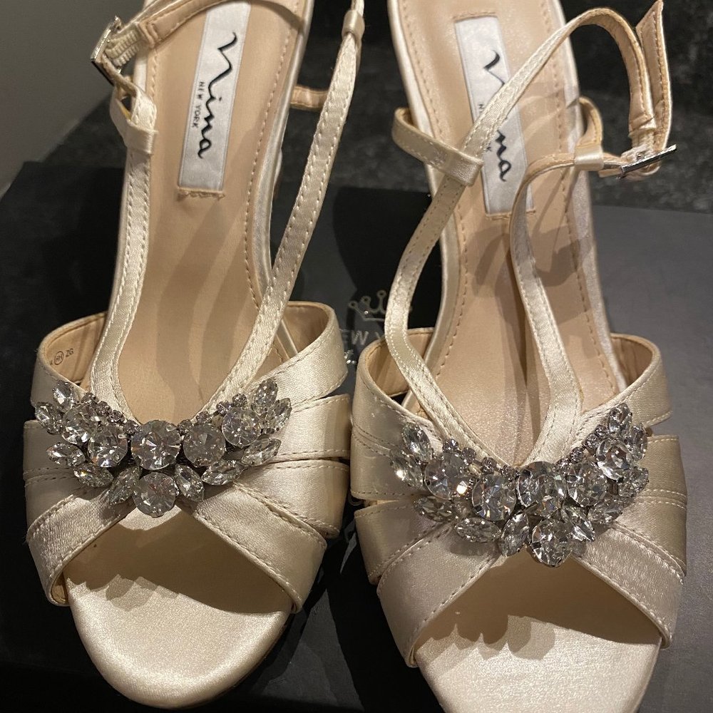 Nina Ivory wedges